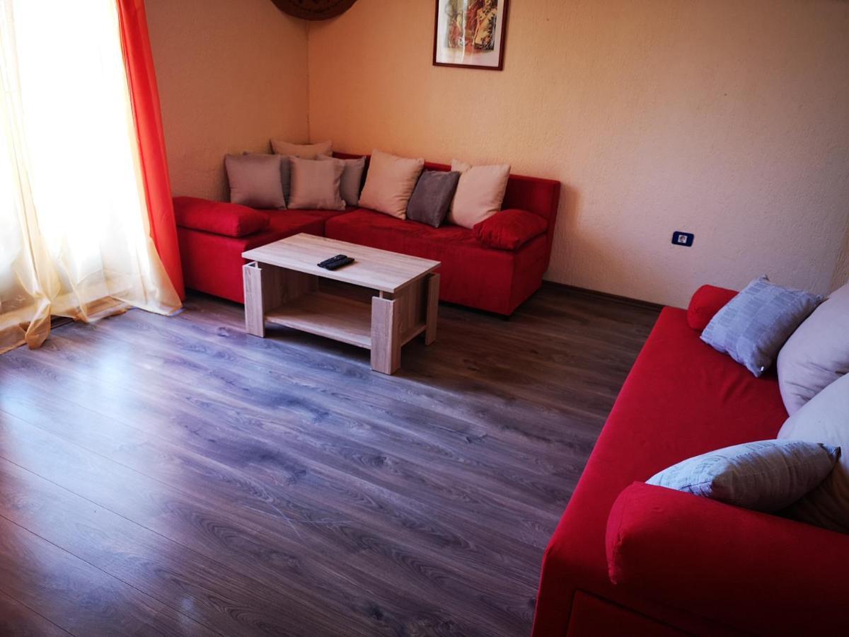 Apartment Vanja PUY Eksteriør bilde